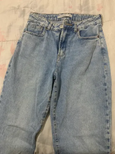 Calça Jeans, semi nova 