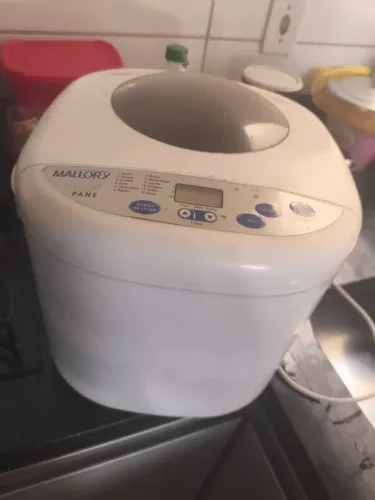 Vende se panificadora elétrica