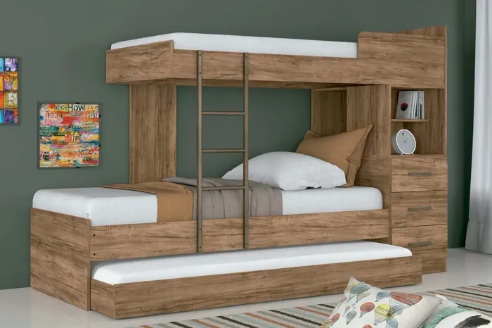 Beliche com cama auxiliar e prateleiras