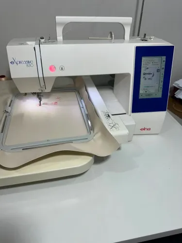 Máquina de Bordado Elna 830 - Revisada e Pronta para Uso