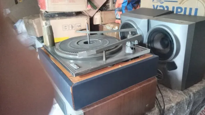 Raro Toca Discos MAGNAVOX inglês 100% orig. func. tudo - VÍDEO