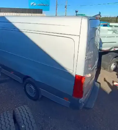 Mercedes-Benz Sprinter 416 Furgão Longo T.a. 2.2 Dies 2021