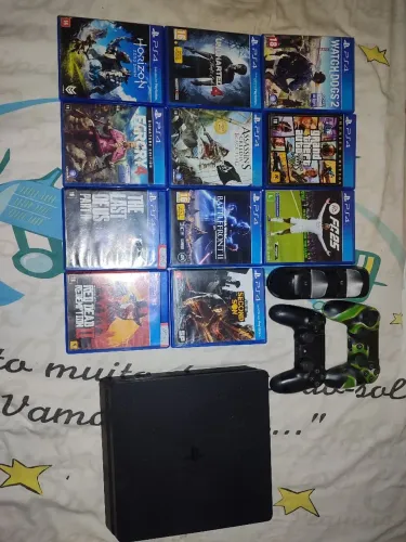 Vende-se Playstation 4 seminovo, 2 controle, carregador, 11 jogos