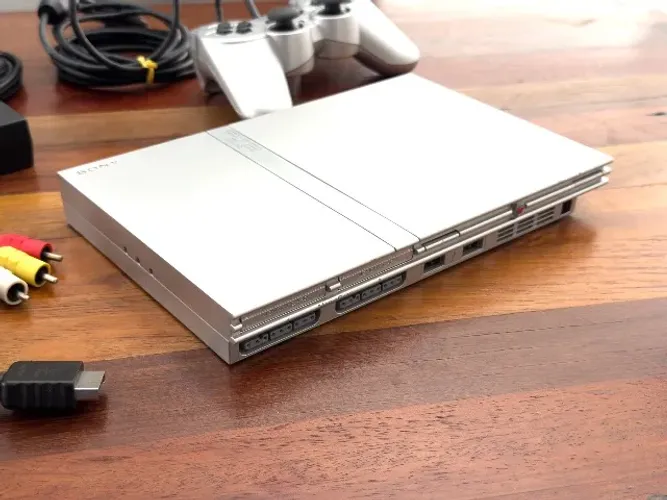 PS2 Slim Prata Original - Lacrado de Fábrica Sony + Controle e Cabos Impecáveis
