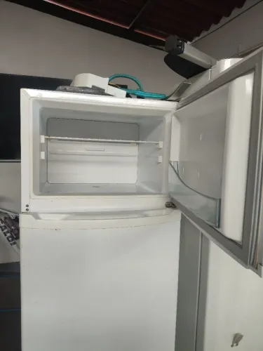 Geladeira pequena