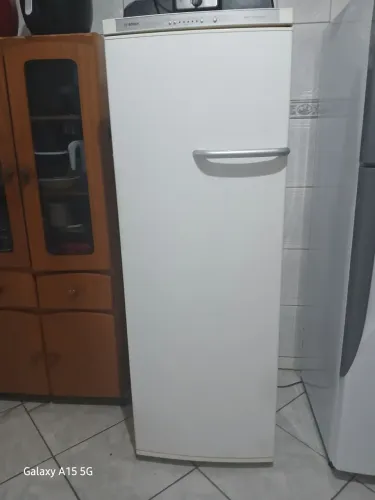 Vende se freezer
