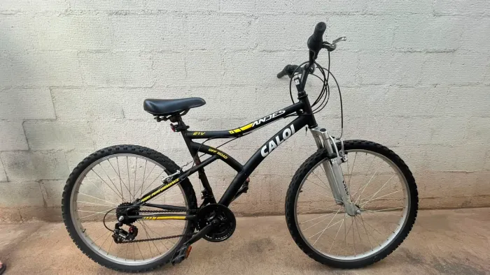 Bicicleta aro 26 Caloi