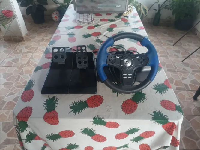 Volante longtech Playstation e Pc 