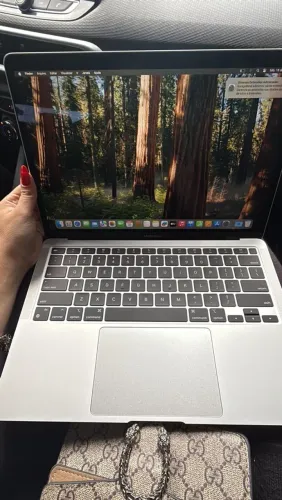 MacBook