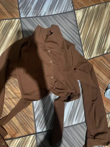 camisa social marrom valor 50$