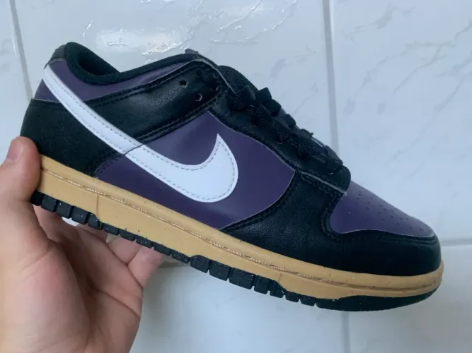 TENIS NIKE DUNK LOW NEXT NATURE DARK RAISIN ORIGINAL FEMININO TAMANHO 35