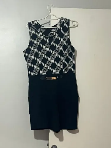 Macacão Preto e Branco - Tam M