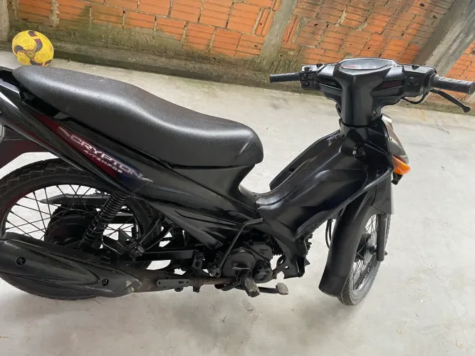 Vendo Crypton 2012 (Bruxinha).