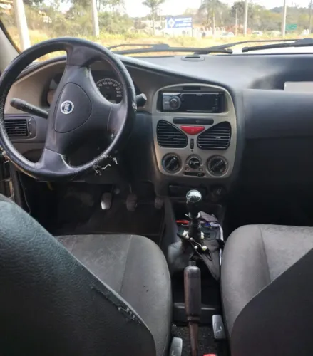 Fiat Siena Celebration 1.0 Fire Flex 8V 4P 2008