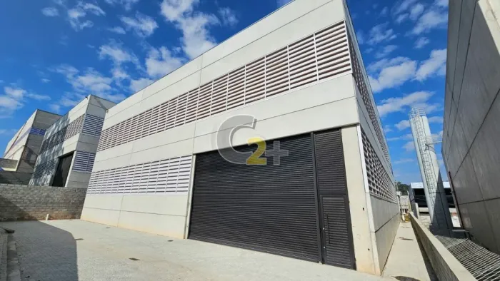 Galpão logístico locação / polo 40 km 40 raposo tavares