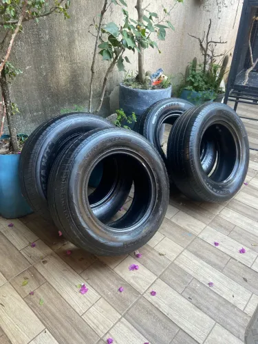 Pneu 265 / 65 R17