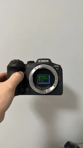 Canon R7 + 50mm