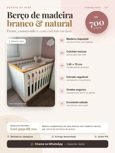 Berço de madeira branco com detalhes em madeira natural