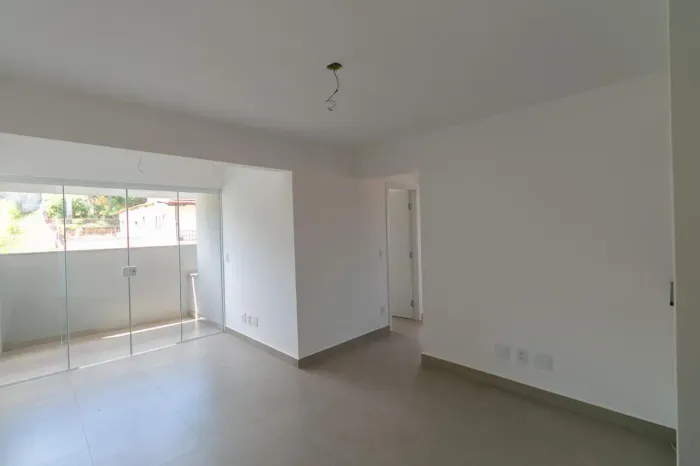 Apartamento à Venda - São Francisco, 3 Quartos, 82 m2