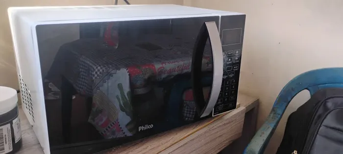 Vendo Micro-ondas Philco - R$ 350,00