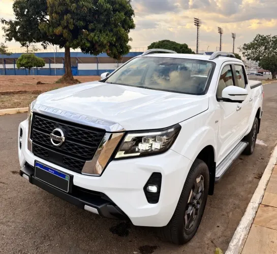 Nissan Frontier Plati. CD 2.3 Bi-TB Dies.aut. 2023