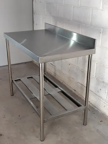 Bancada inox com espelho 2,20m gradeada ss