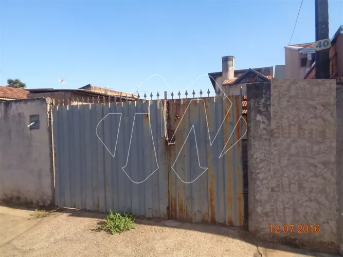 Venda de Casas / Padrão na cidade de Araraquara