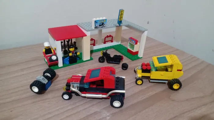 Oficina de Lego original - Brinquedo de montar - De 599 por R$ 499