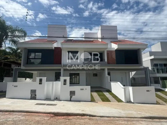 Casa FINANCIÁVEL com 2 dormitórios à venda no Campeche - FlorianópolIs/SC