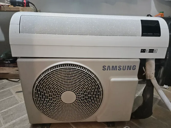 Ar condicionado samsung PowerVolt windfree 9000btu