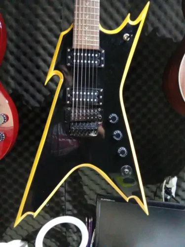 Guitarra Dean signature DIME 7 cordas !