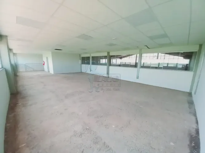 Galpão de 600m² com mezanino para locação - Jardim Santana