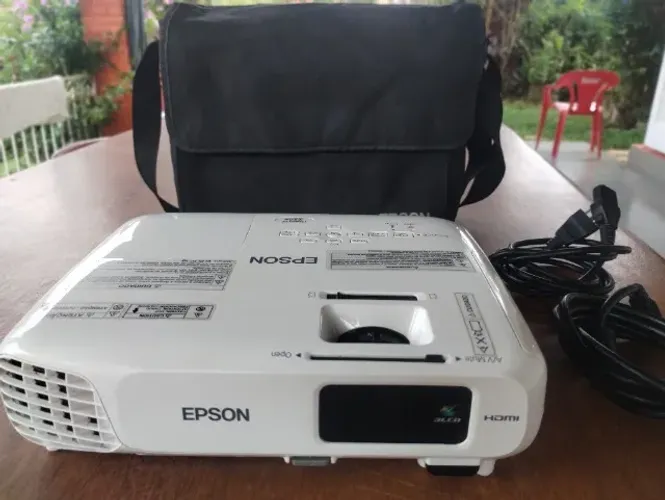 PROJETOR EPSON POWERLITE X24+