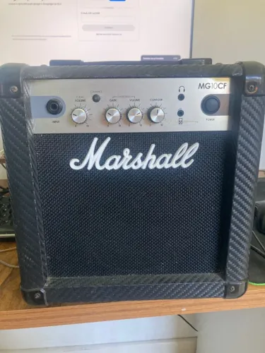 Marshall MG10CF