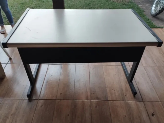Mesa de escritório 
