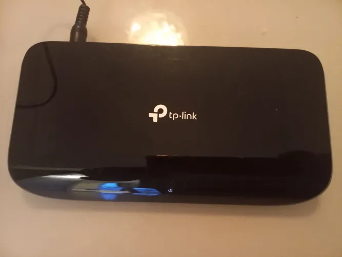 Switch Gigabit TP-Link 8 portas Giga(10/100/1000 Mbps)