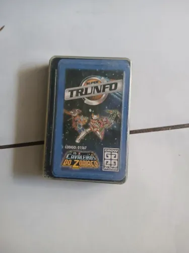 Vende se super trunfo dos cavaleiros dos Zodíaco 