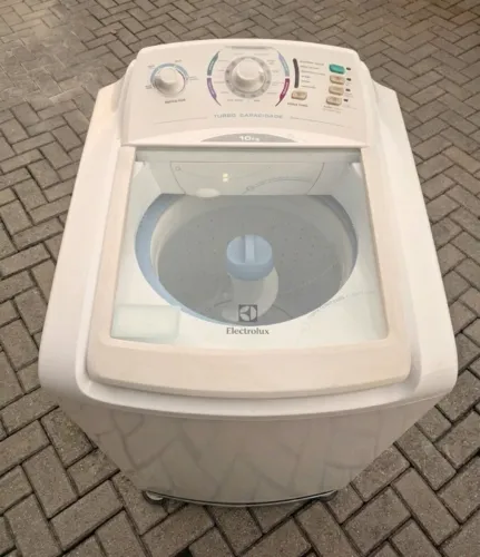 Máquina de Lavar Electrolux LT10B 10kg - 110V