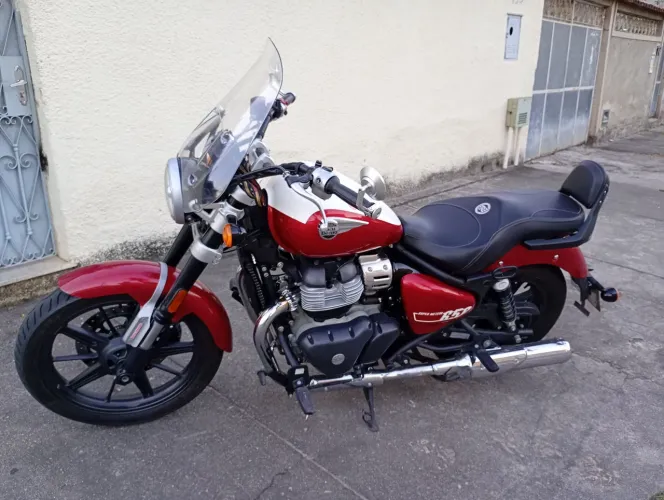 Royal 650 top