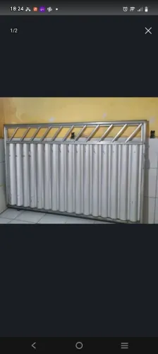 Portão de alumínio seminovo 2.65 largura 1.65 altura