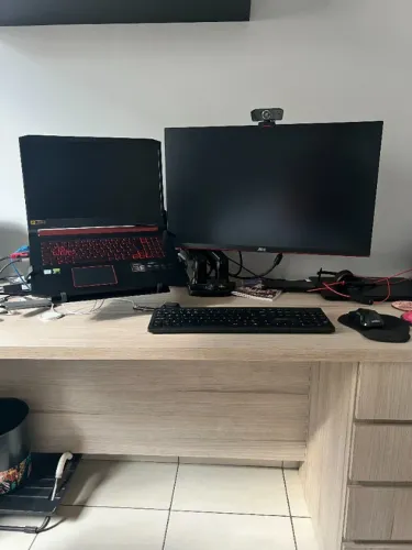 Suporte Duplo Onistek ON-F180 P/ 2 Monitor Tv Mesa Articulado A Gás Pistão Cor Preto