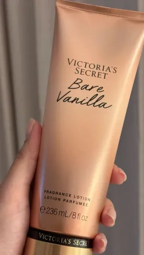 Victoria?s Secret bare vanila body cream original 