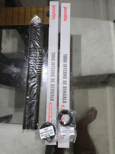 Tubo interno de bengala , retentor e guarda para Twister 16 a 26 e CB 300 09 a 2015
