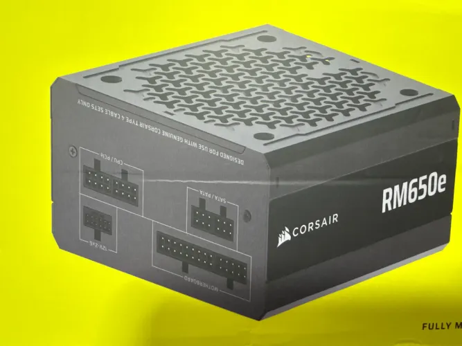 Fonte Corsair RM650e plus gold full modular