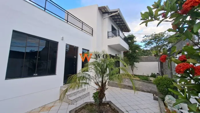 Casa à venda de 4 quartos no Bairro Bom Abrigo - Florianópolis/SC