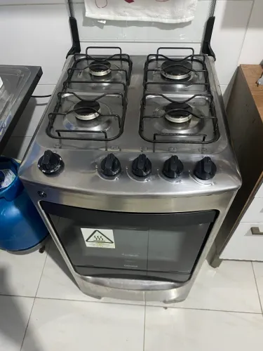 Vendo fogão 4 bocas