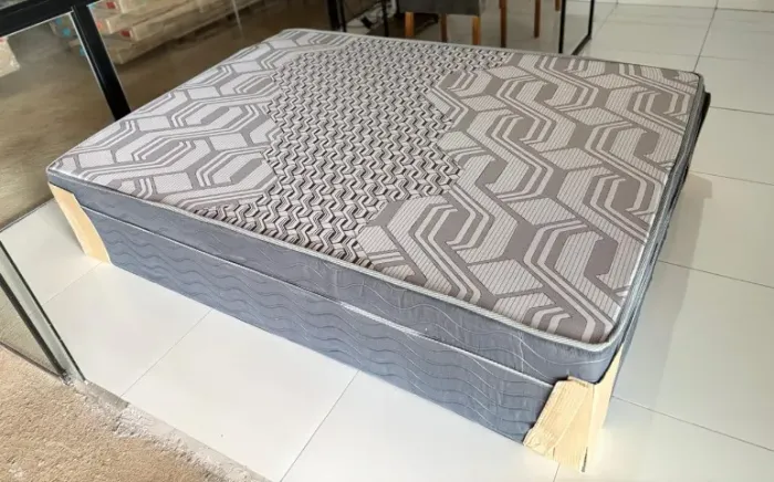 Cama Casal Premium em espuma D-33 de 1.299,99 por 699,99