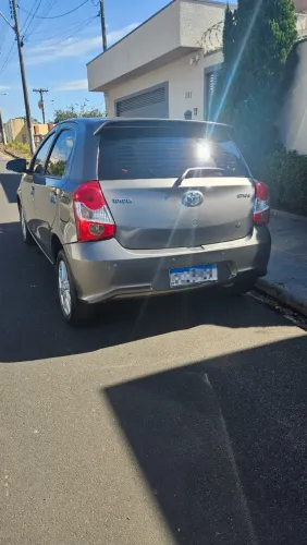 Toyota Etios X Plus 1.5 Flex 16V 5P Mec. 2019
