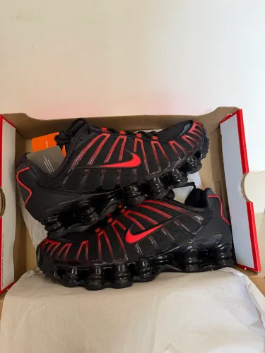 Nike Shox 12 molas - NUNCA USADO 