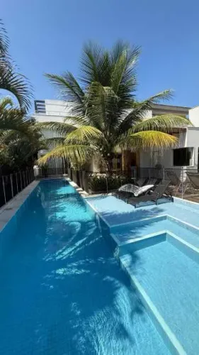 Casa em Condomínio para alugar em Barra da Tijuca, Alphaville 5 suítes 690m²